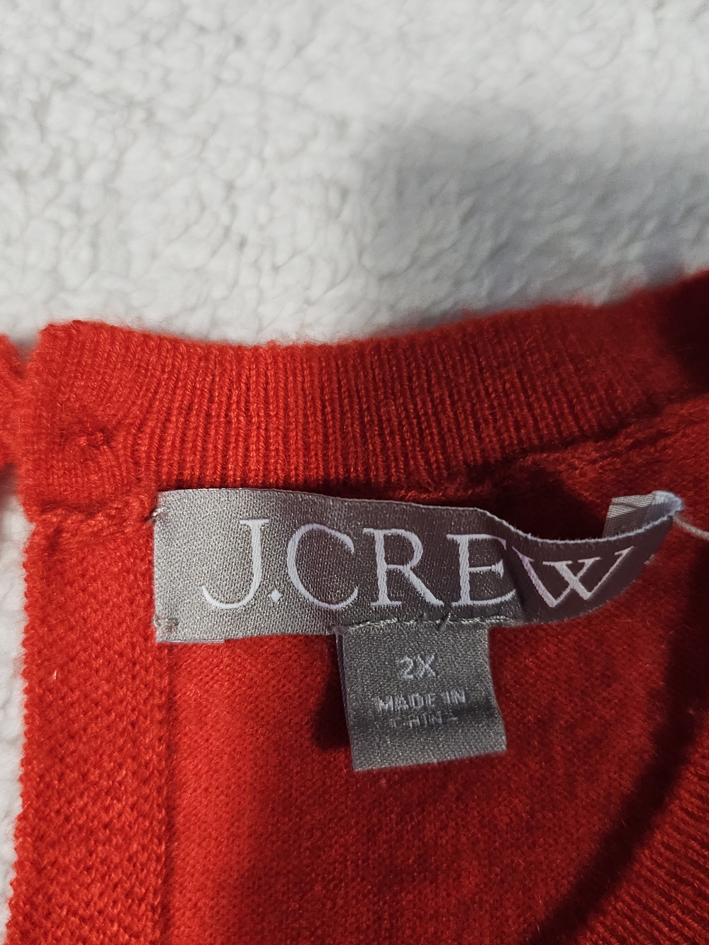 J. CREW Featherweight cashmere-blend cropped sweater shell in Red 2X. - Picture 5 of 11